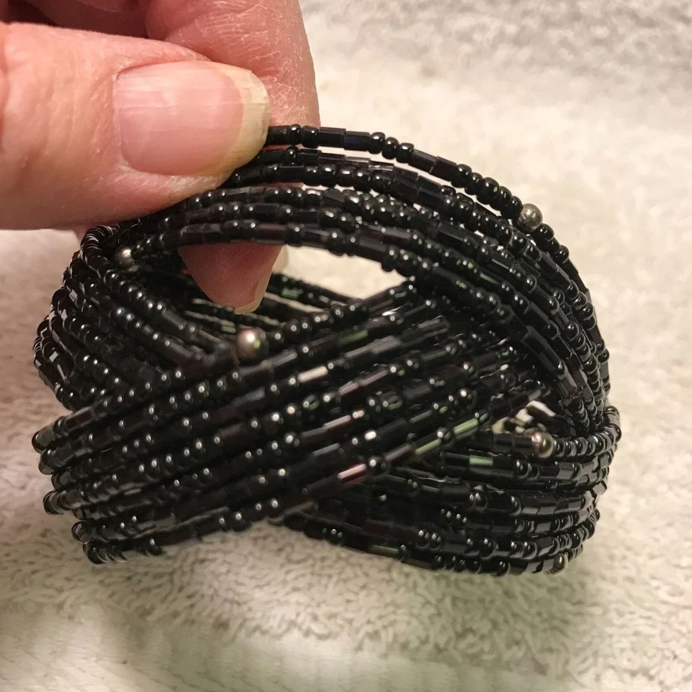 Handmade Black Beaded Bracelet - Stretchy Cuff With Intricate Design‎
